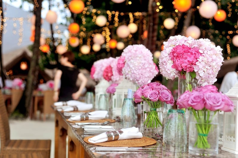 Table setting with magical touch
